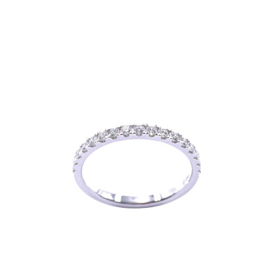 Alliance demi tour en or blanc et diamants