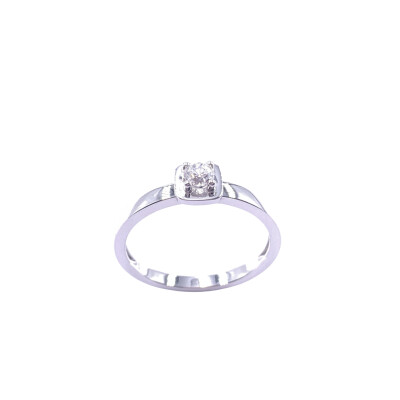 Solitaire en or blanc et diamant