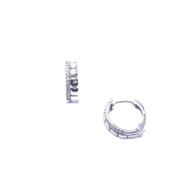 Boucles d'oreilles en or blanc et diamants