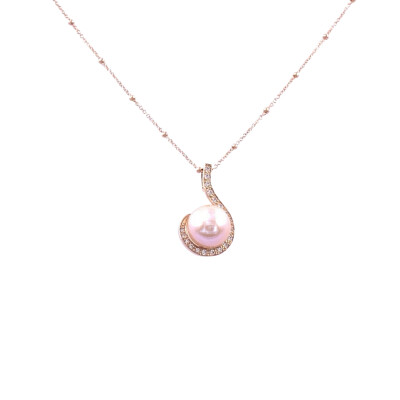 Pendentif en or rose, perle de culture et diamants