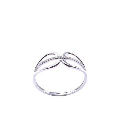 Bague en or blanc et diamants