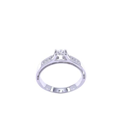 Solitaire en or blanc et diamants