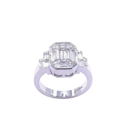 Bague en or blanc et diamants