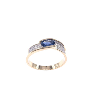 Bague en or jaune, saphir et diamants