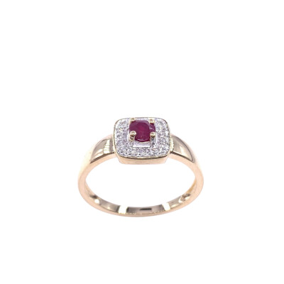 Bague en or jaune, rubis et diamants