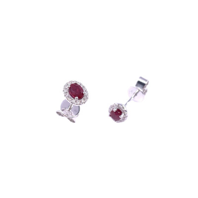 Boucles d'oreilles en or blanc, rubis et diamants