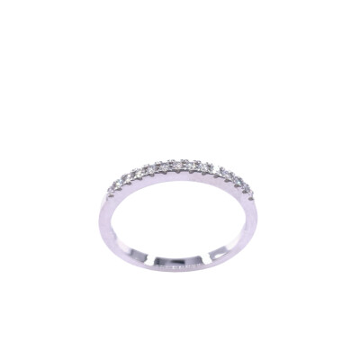 Alliance en or blanc et diamants