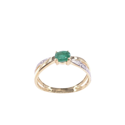 Bague en or Jaune, émeraude et diamants
