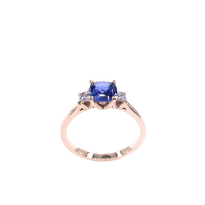 Bague en or rose, saphir et diamants