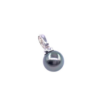 Pendentif en or blanc, et perle de Tahiti