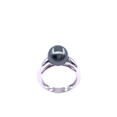 Bague en or blanc et perle de Tahiti
