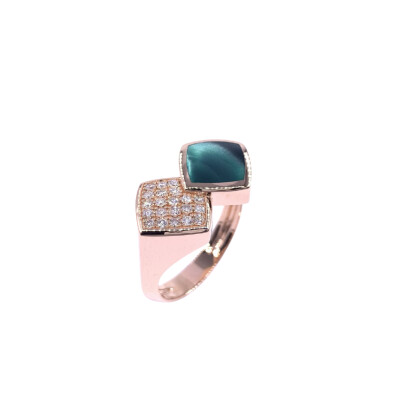 Bague en or rose, diamants et résine nacrée vert bronze