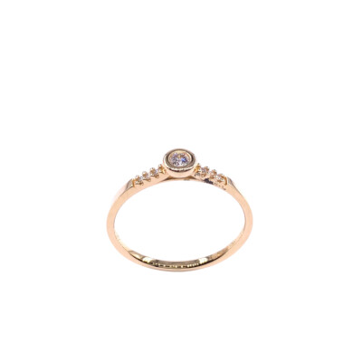 Solitaire en or jaune et diamants