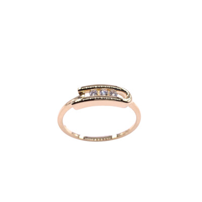 Bague en or jaune et diamants