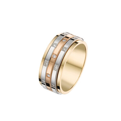 Alliance trois ors finition poli 7.5 mm avec diamants doigt 64