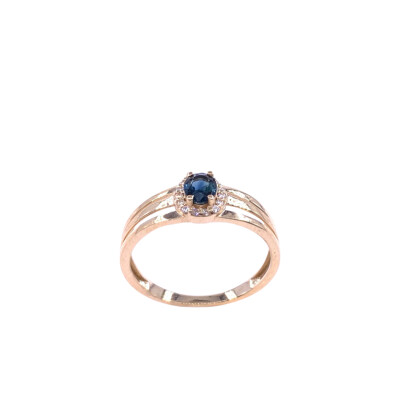 Bague en or jaune, saphir et oxydes de zirconium