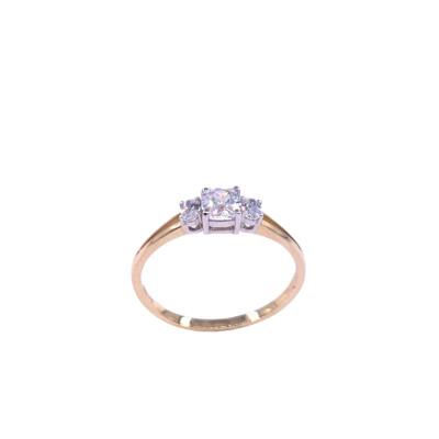 Bague en or jaune rhodié et oxydes de zirconium