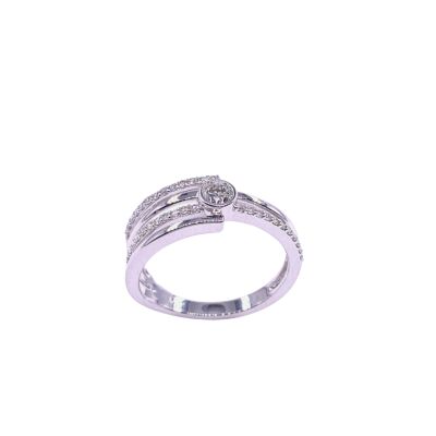 Bague en or blanc et diamants
