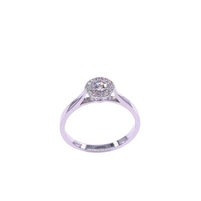 Solitaire en or blanc et diamants