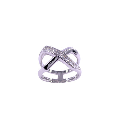 Bague en or blanc et diamants