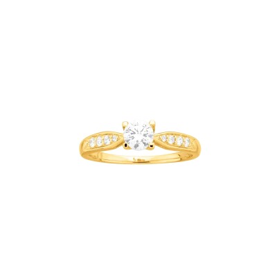 Bague en plaqué or et oxydes de zirconium