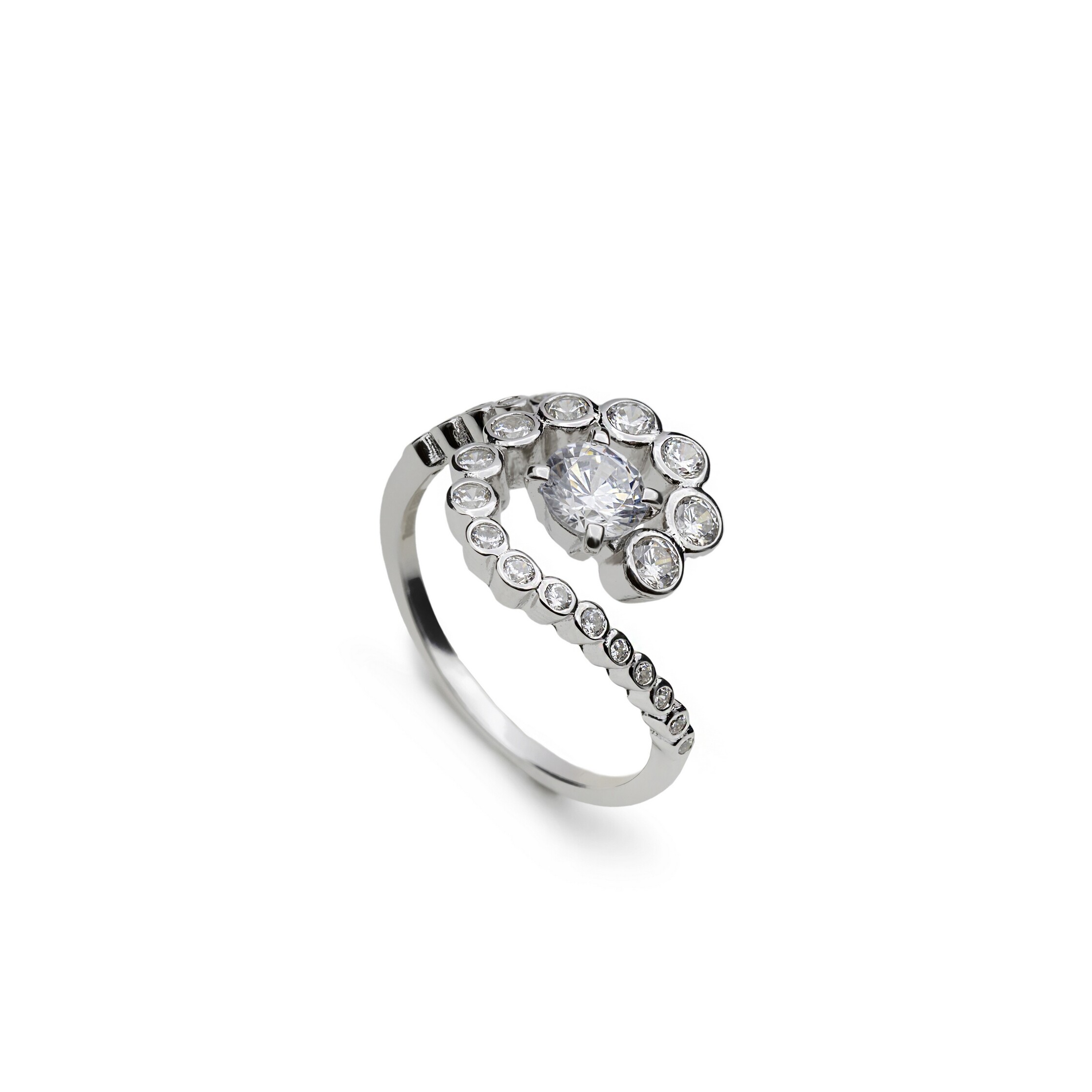 Bague en argent et oxydes de zirconium