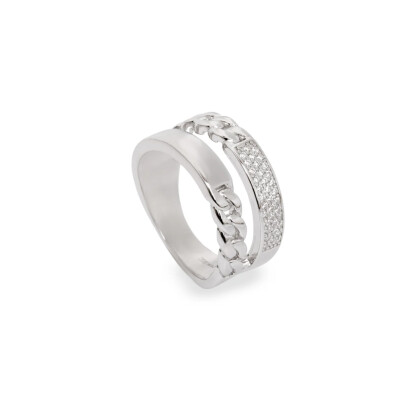 Bague en argent et oxydes de zirconium