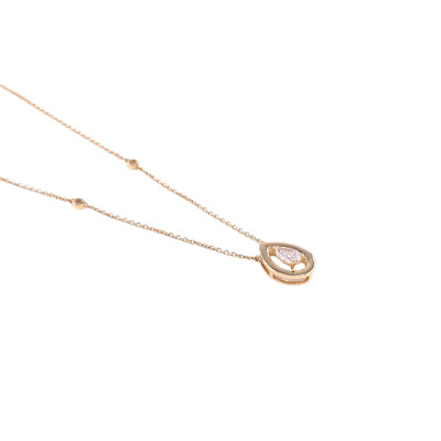Collier en or jaune et diamants