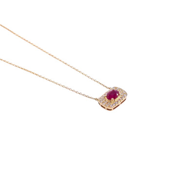 Collier en or jaune, rubis et diamants