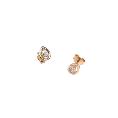 Boucles d'oreilles en or jaune et diamants