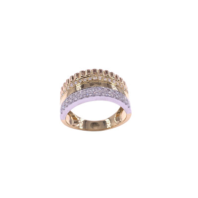 Bague en or jaune, tricolore et diamants