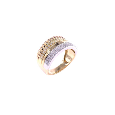 Bague en or jaune, tricolore et diamants