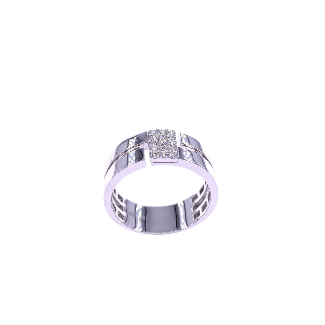 Bague en or blanc et diamants vue 2