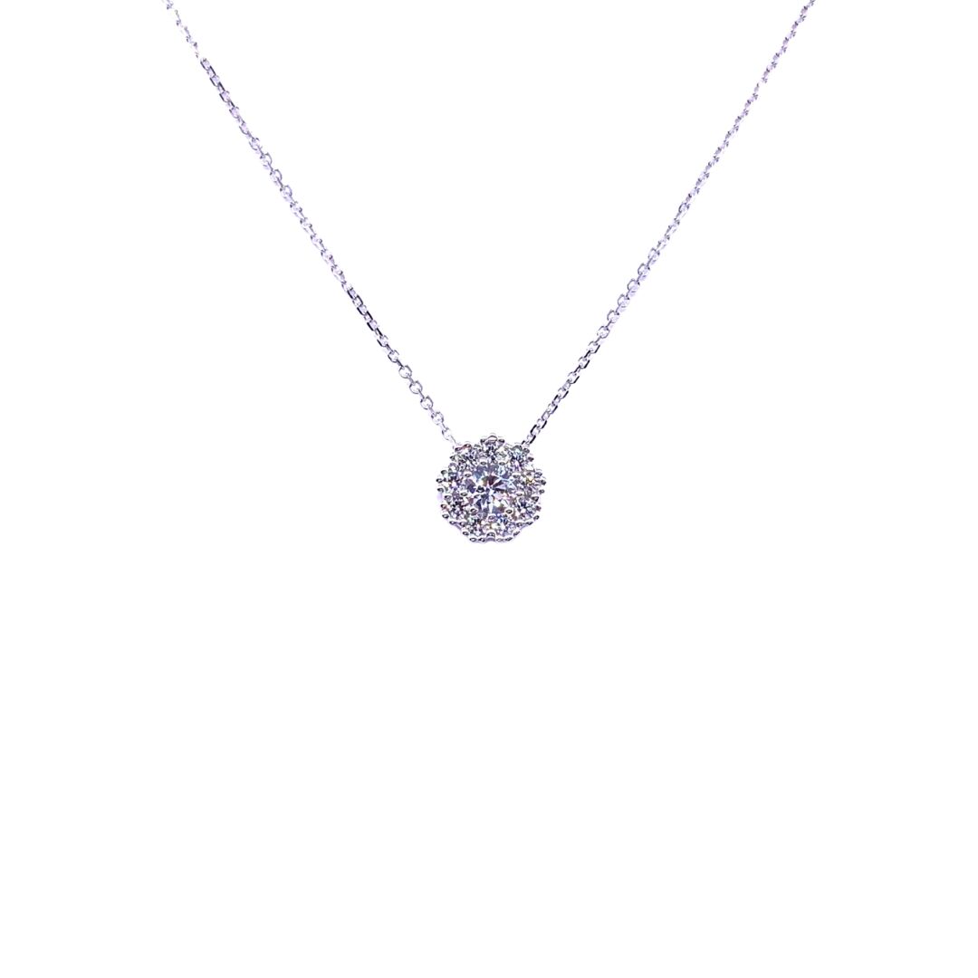Collier en or blanc et oxydes de zirconium