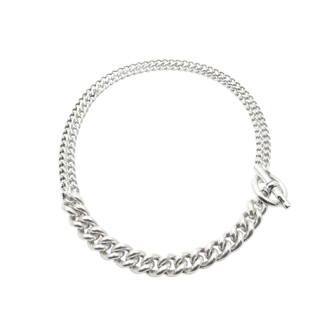 Collier en métal argenté