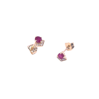 Boucles d'oreilles en or jaune, rubis et diamants