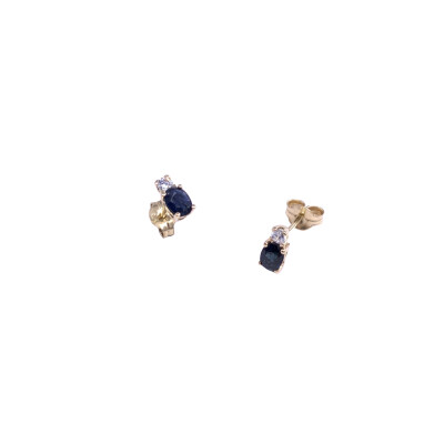 Boucles d'oreilles en or jaune, saphirs et oxydes de zirconium
