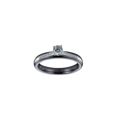 Bague en céramique, argent et oxyde de zirconium