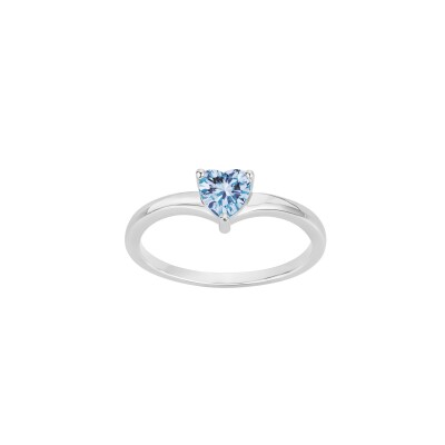 Bague en argent et spinelle synthétique bleu clair