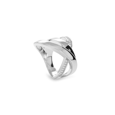 Bague en argent et oxydes de zirconium