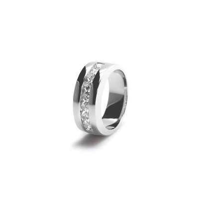 Bague en argent et oxydes de zirconium