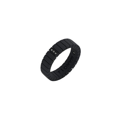 Bague en titane finition noire et diamants noirs traités