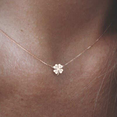 Collier Vanrycke Trèfle en or rose et diamants