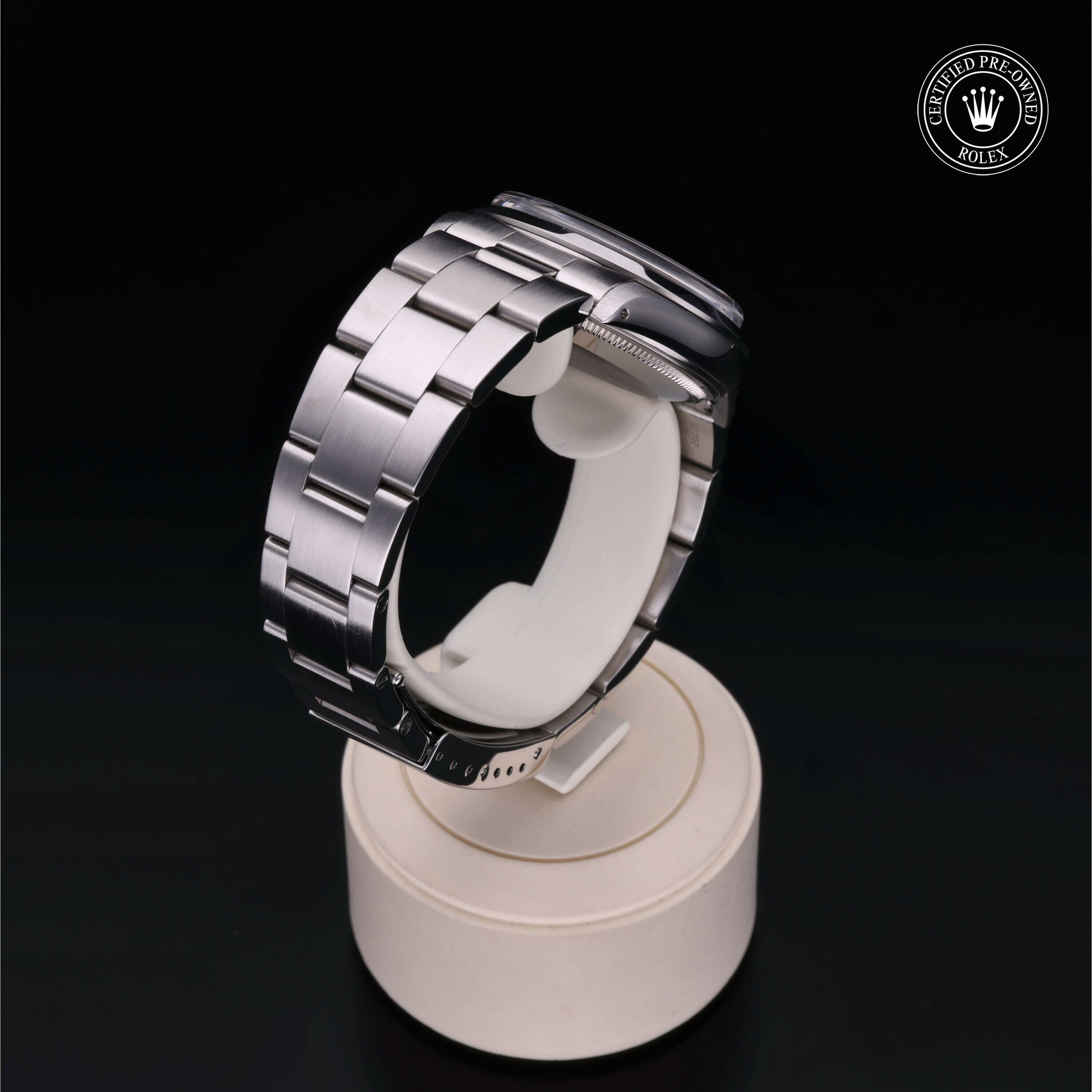 Rolex Oyster Perpetual Date 34 in Steel  at Ferret - view 22
