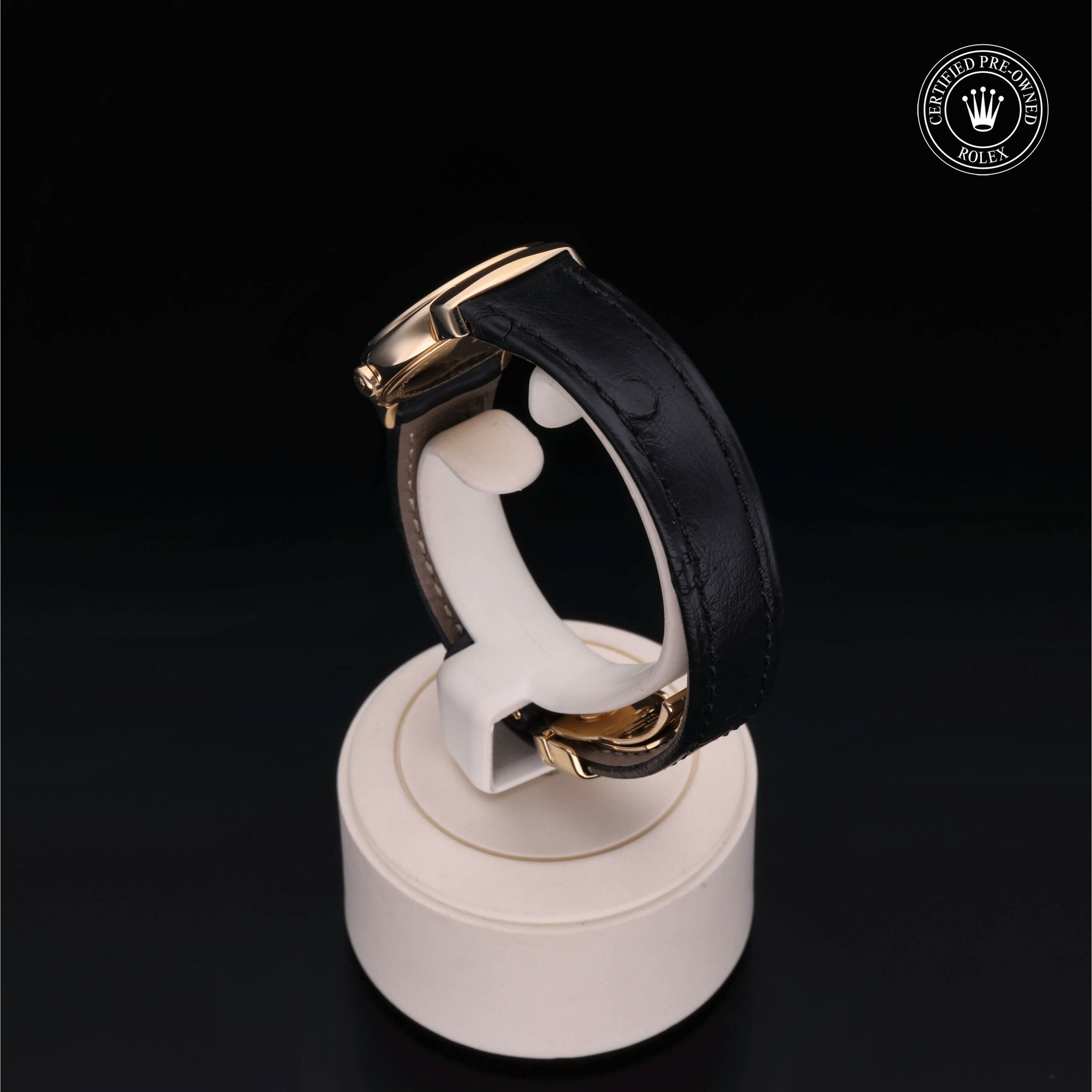 Rolex Cellini Quartz 26 in Gold 18 Carat Yellow M6621/8-0017 at Ferret - view 15