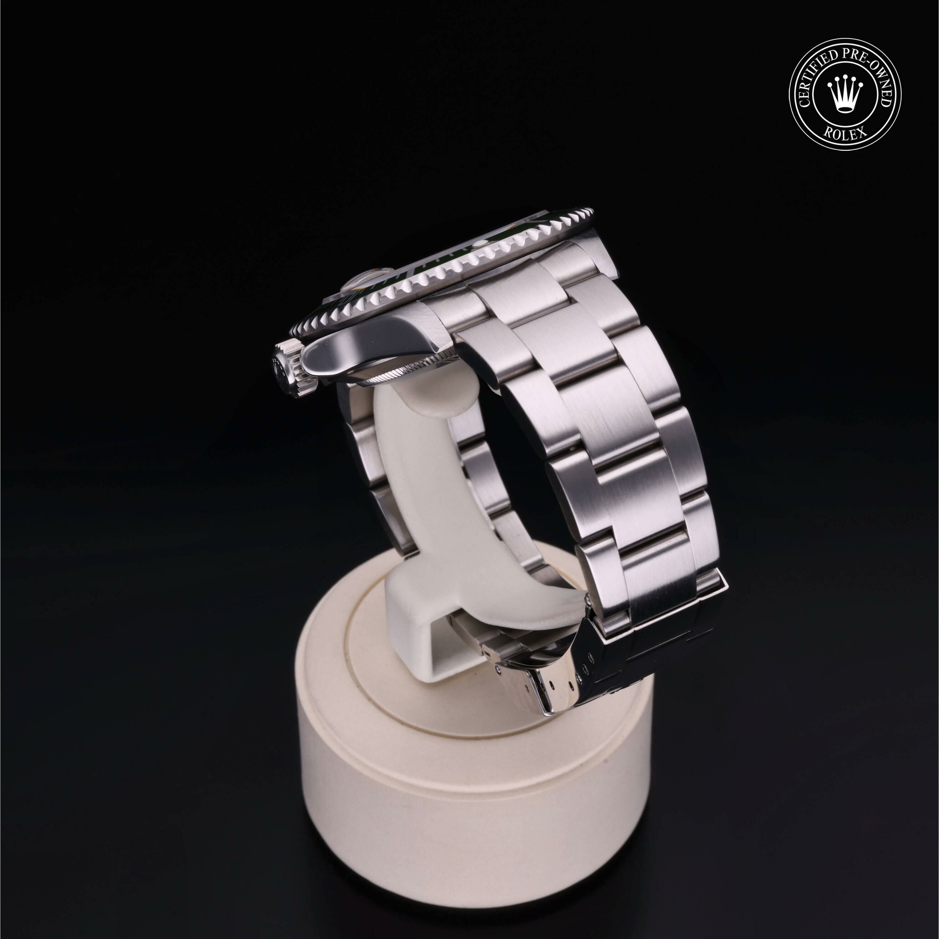 Rolex Oyster Perpetual Submariner Date in Steel M16610LV-0002 at Ferret - view 16