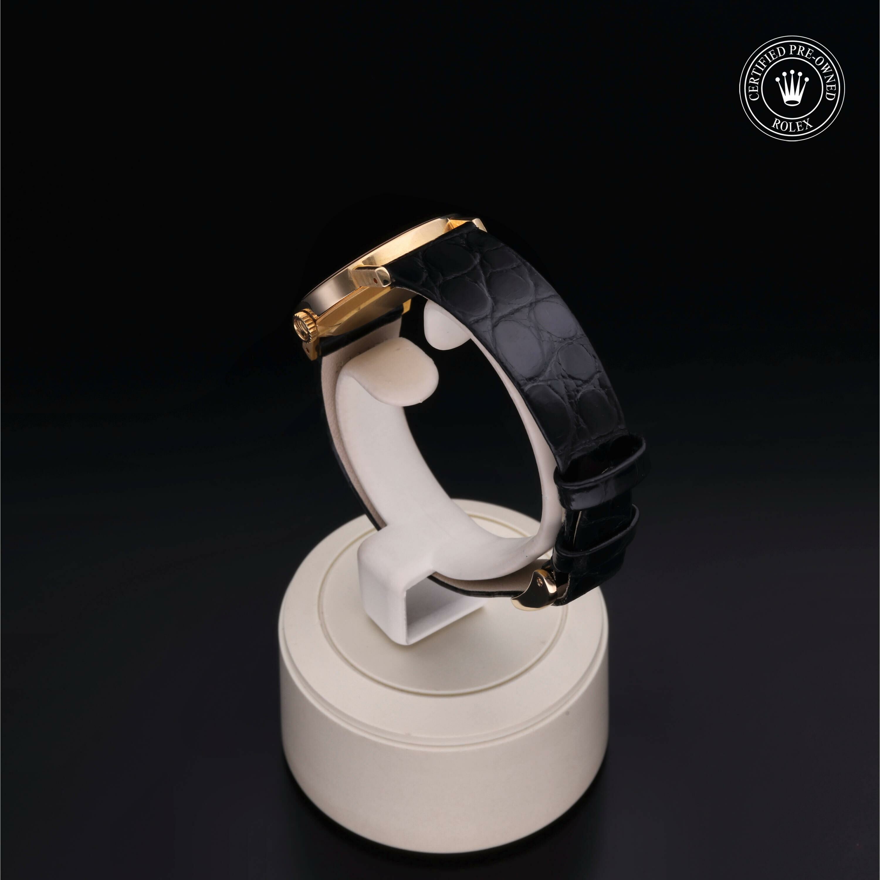 Rolex Cellini Classic 25 in Gold 18 Carat Yellow  at Ferret - view 15