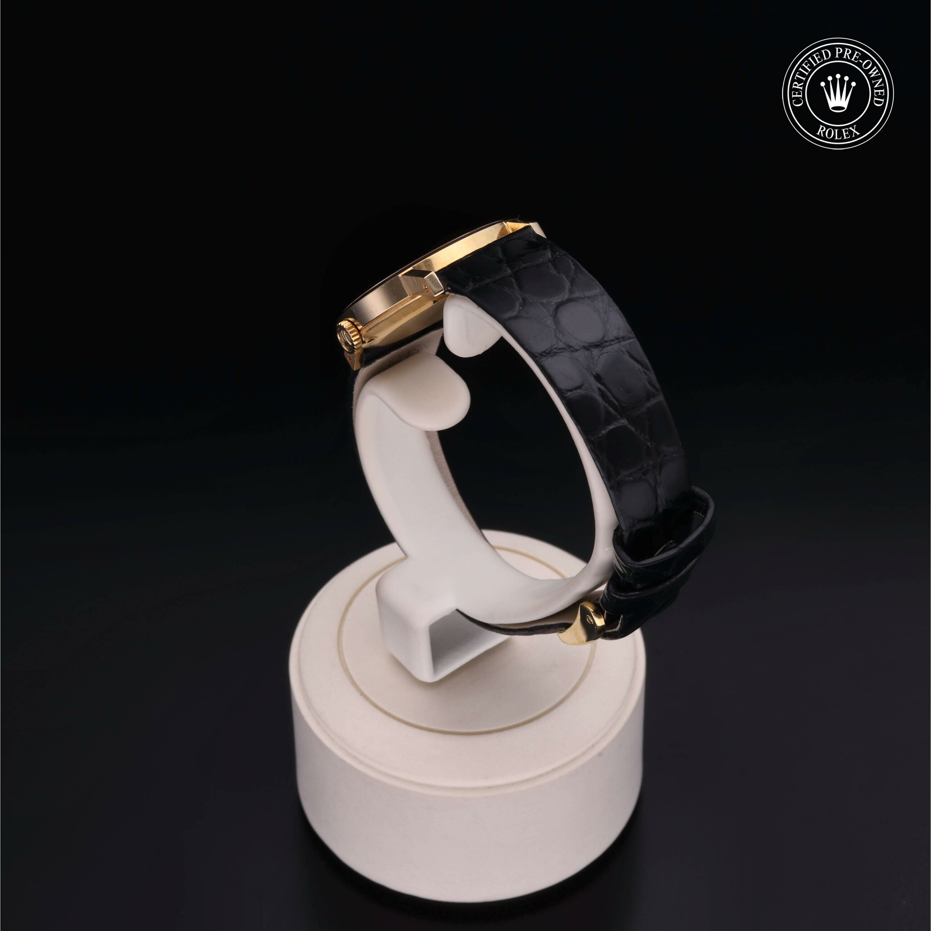 Rolex Cellini Biseau 25 in Gold 18 Carat Yellow  at Ferret - view 15