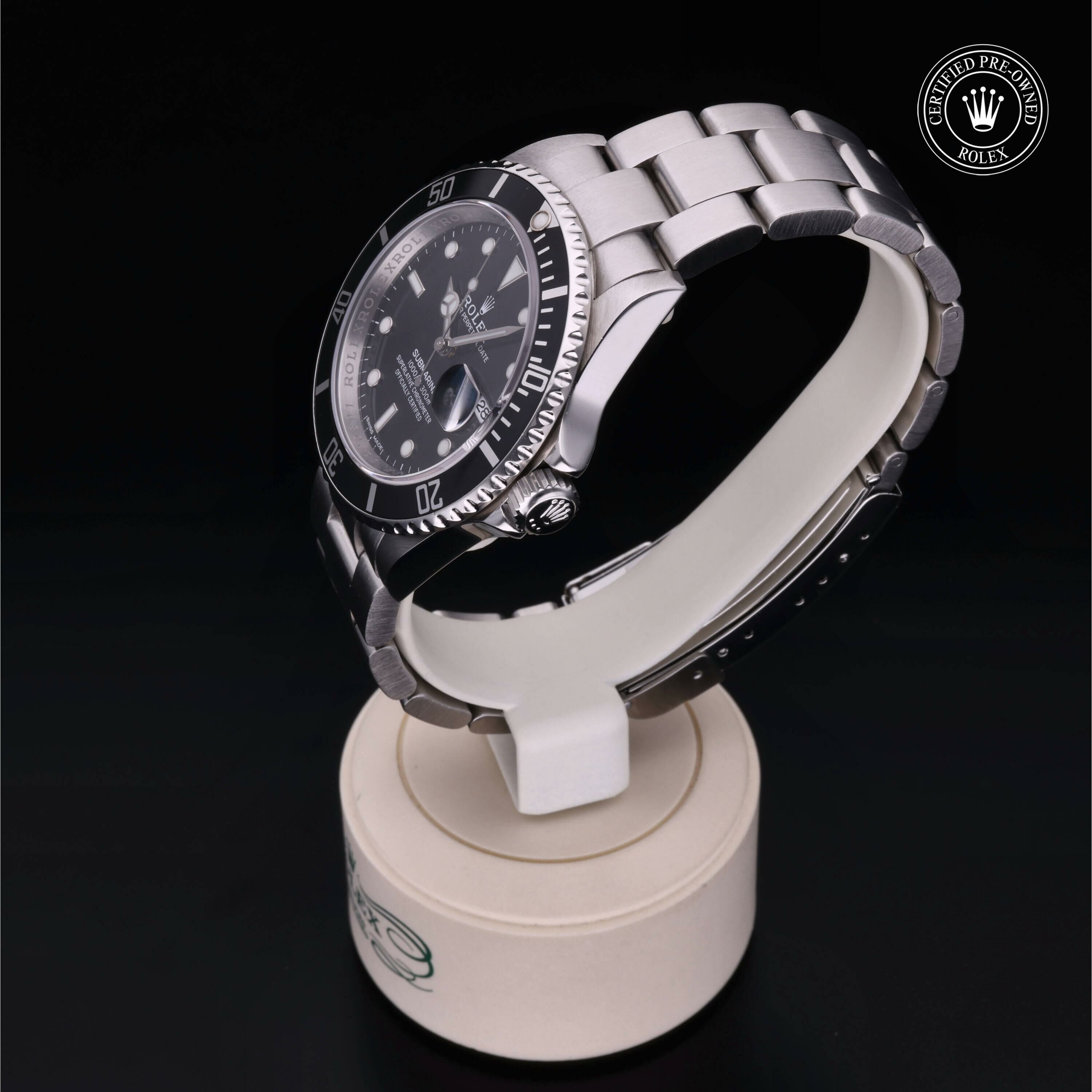 Rolex Oyster Perpetual Submariner Date in Steel M16610-0007 at Ferret - view 8