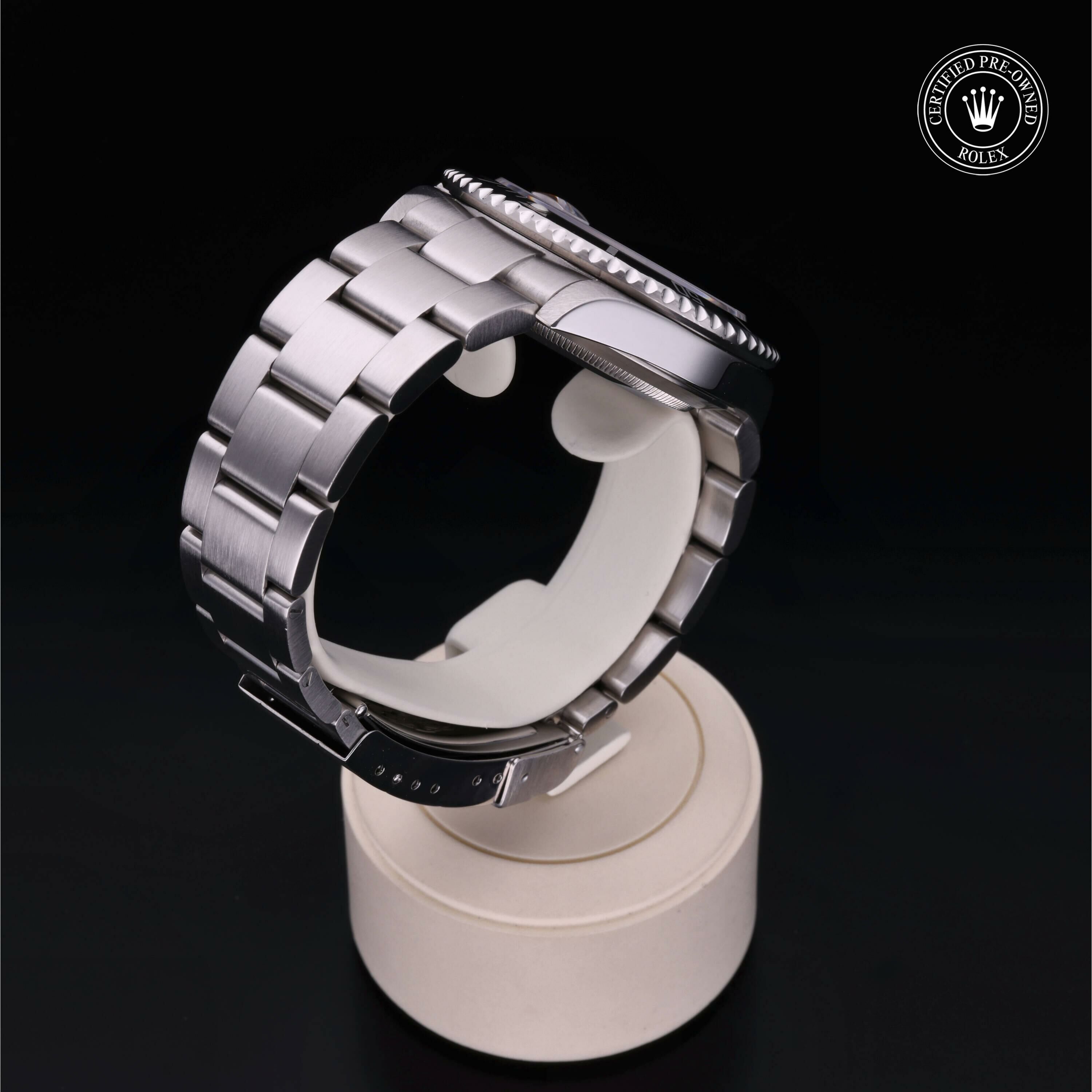 Rolex Oyster Perpetual Submariner Date in Steel M16610-0007 at Ferret - view 23